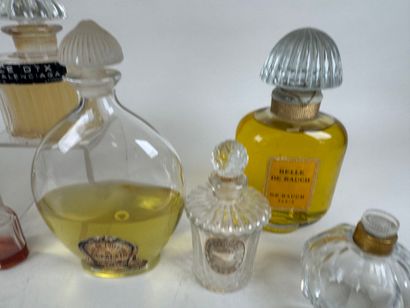 Lot de 7 flacons dont :
- GUERLAIN. Eau de...