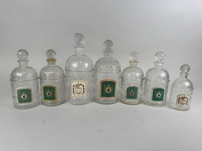 GUERLAIN.
Eau de Cologne.
Sept flacons en...