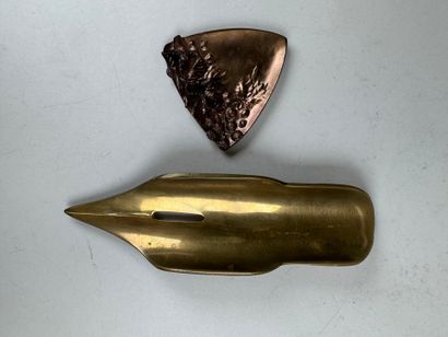 Lot en bronze doré :
- Henri BOYER.
Petit...