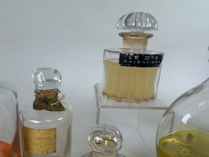 Lot de 7 flacons dont :
- GUERLAIN. Eau de...