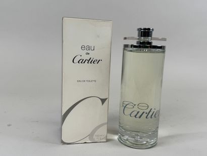 EAU de CARTIER.
Flacon d'eau de toilette...