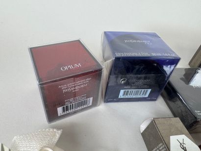 YVES SAINT LAURENT.
Opium, Nu, l'Homme, Rose...