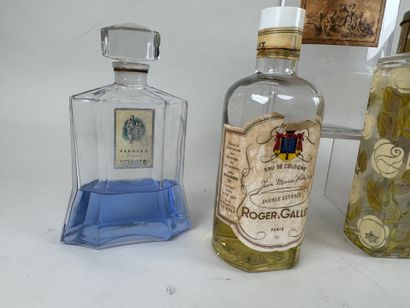 Collection de 6 flacons à parfum dont :
-...