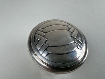 Petite boîte circulaire en verre, le couvercle...