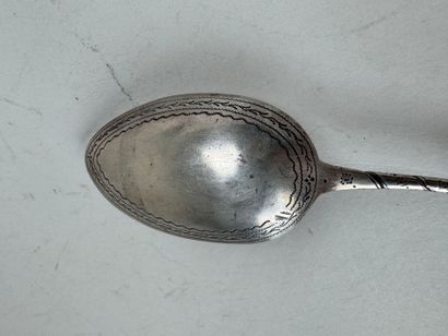 Cuillère à sucre en argent, poinçon Minerve,...