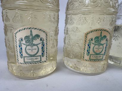 GUERLAIN à Paris.
Eau de Cologne.
Trois flacons...