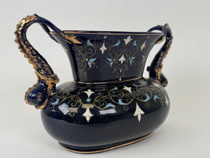 LUNEVILLE.
Earthenware planter on a blue...