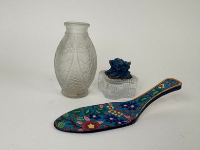 Lot including: 
- JOMA, 20th century.
Small...