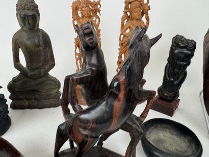 ASIA, AFRICA and miscellaneous, 20th century.
Important...