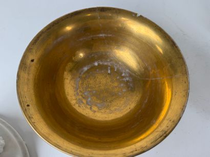 Earthenware and cookie lot including :
-...
