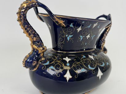 LUNEVILLE.
Earthenware planter on a blue...