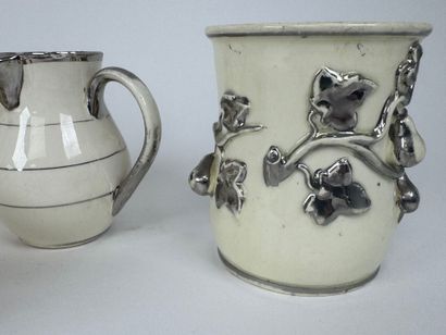 LANGEAIS, 20th century.
Small openwork planter,...