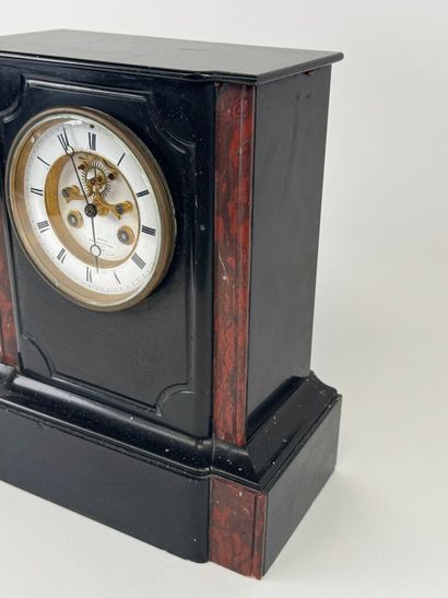 P. MERLE in Paris.
Boundary clock in black...