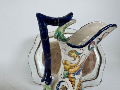 Earthenware and cookie lot including :
-...