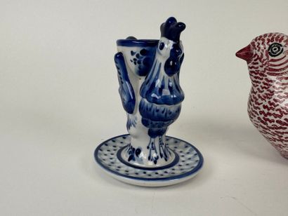 Polychrome earthenware lot comprising an...