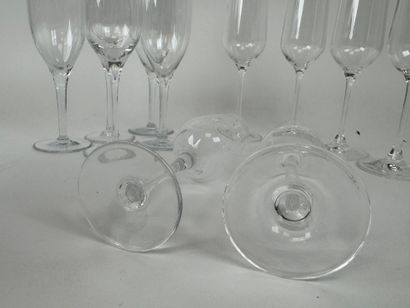 BAYEL.
Set of six crystal champagne flutes.
H....