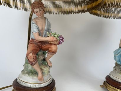 CAPODIMONTE, 20th century.
Pair of polychrome...