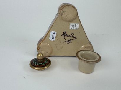 RENOLEAU in Angoulême.
Polychrome earthenware...