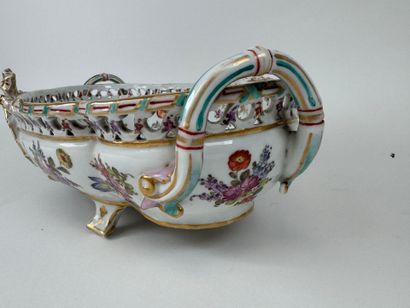 MEISSEN, 19th century.
Large polychrome and...