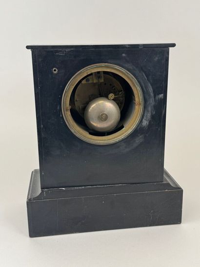 P. MERLE in Paris.
Boundary clock in black...