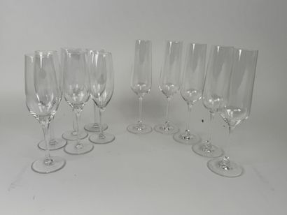 BAYEL.
Set of six crystal champagne flutes.
H....