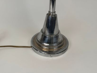 Chromed metal desk lamp, with stepped circular...