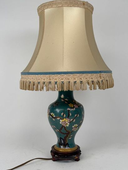 ASIA, 20th century.
Cloisonné brass baluster...