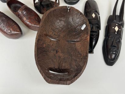 ASIA, AFRICA and miscellaneous, 20th century.
Important...