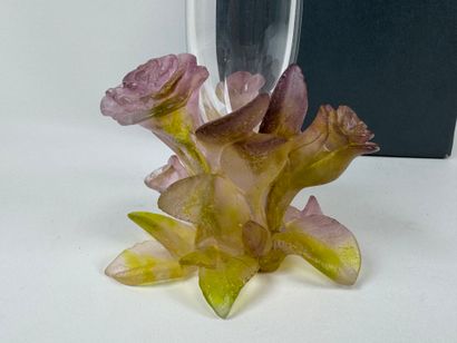 DAUM France.
Model roses.
Crystal soliflore...