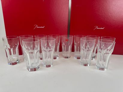 BACCARAT.
Harcourt model.
Series of 12 cut-crystal...