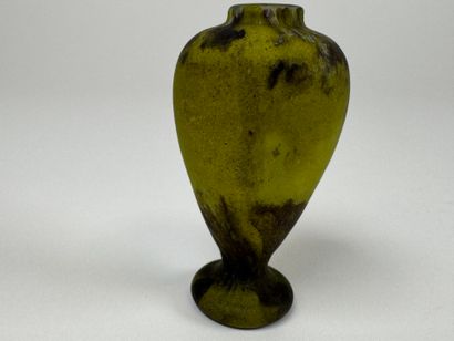 DAUM Nancy. 
Miniature baluster-shaped vase...