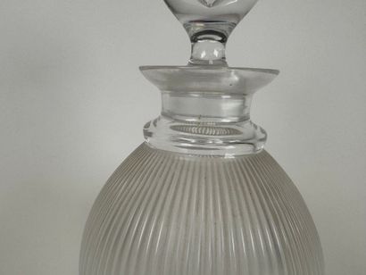 LALIQUE France.
Langeais model.
Frosted crystal...