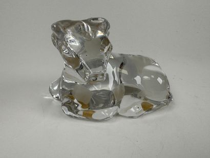 BACCARAT.
Cow.
Small paperweight subject...