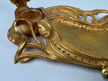 Small gilt bronze openwork inkwell with foliate...