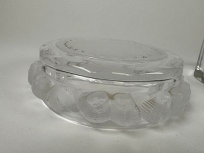 LALIQUE France.
ROBINSON model.
Circular...