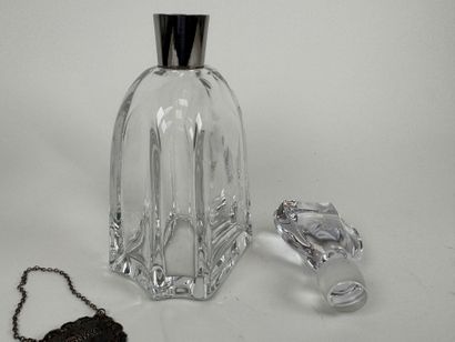 DAUM France.
Cut crystal cognac decanter.
Features...