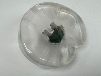 DAUM France.
Small subject in frosted glass...