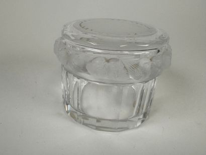 LALIQUE France.
ROBINSON model.
Circular...