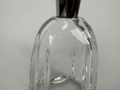 DAUM France.
Cut crystal cognac decanter.
Features...