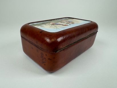 Leather-wrapped rectangular case, the lid...