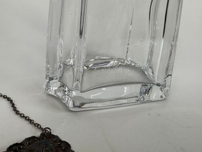 DAUM France.
Cut crystal cognac decanter.
Features...