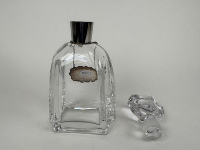 DAUM France.
Cut crystal cognac decanter.
Features...