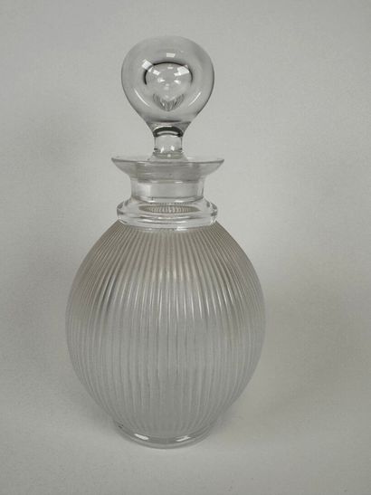 LALIQUE France.
Langeais model.
Frosted crystal...