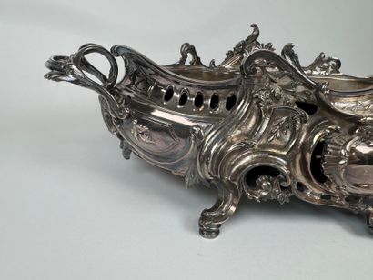 Large planter or centerpiece in silver-plated...