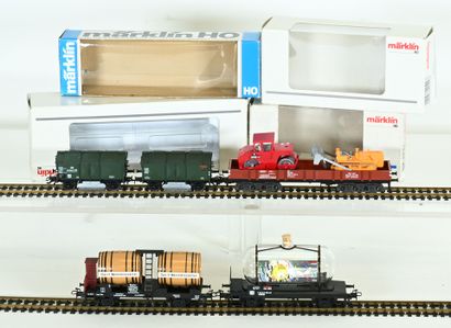 MÄRKLIN, Ho, 4 freight cars, near-new condition...
