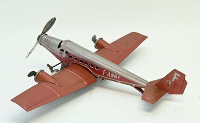 JOUSTRA, large three-engine 