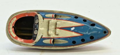 Small pop-pop rowboat (approx. 15cm), incomplete,...
