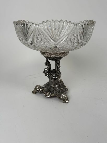 Tripod silver-plated metal bowl decorated...