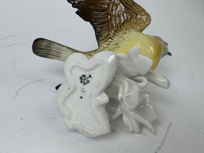 Karl ENS (1802-1865), Lark, polychrome porcelain...
