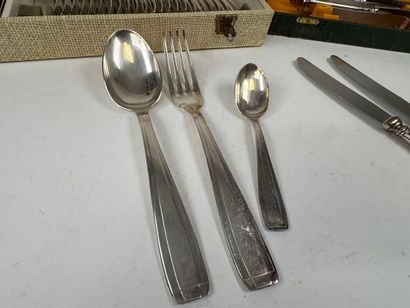 FRIONNET FRANCOIS silversmith's set. Silver-plated,...